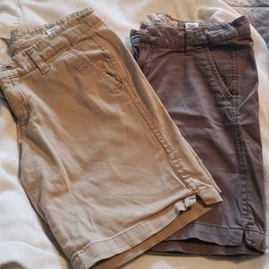 2 pairs shorts